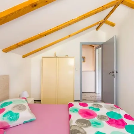 Holiday home Charming - Milina *