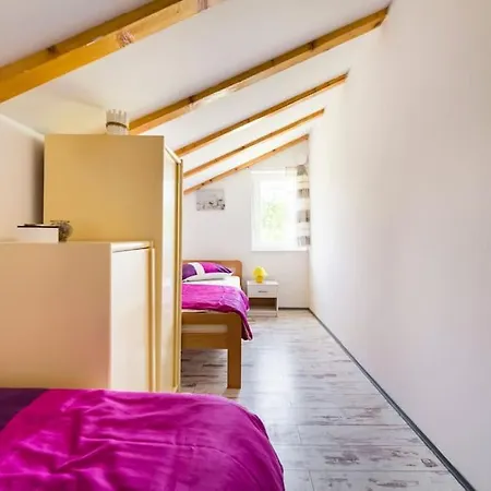 Holiday home Charming - Milina