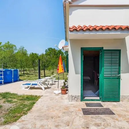 Holiday home Charming - Milina