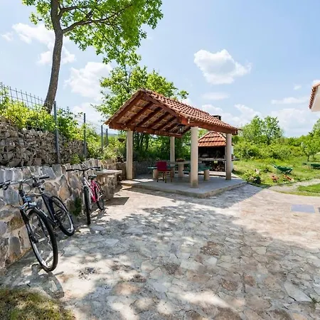 Charming - Milina Holiday home *